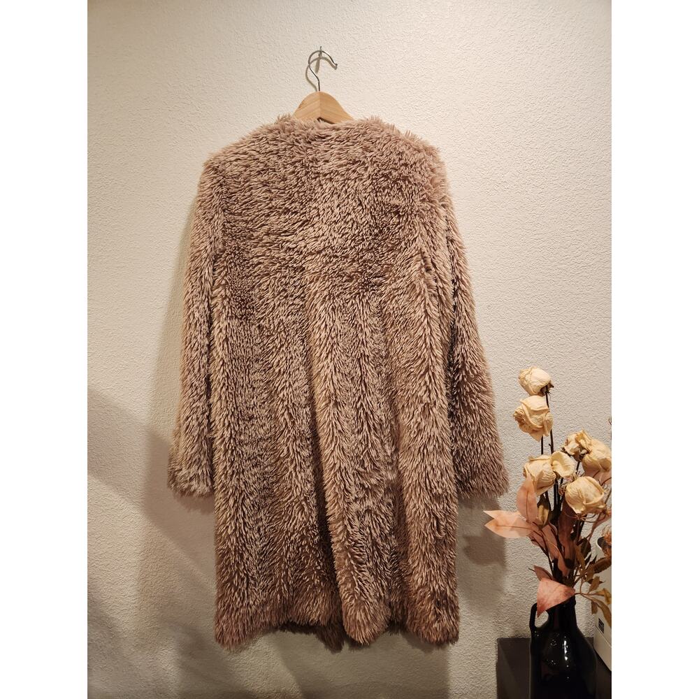 DL2 by Dawn Levy Tabitha Faux Fur Coat, Taupe Longline Size Medium, Winter Chic - Picture 2 of 9